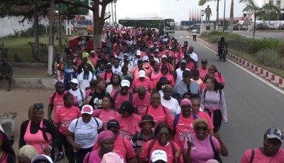 OCTOBRE ROSE : 500 femmes marchent pour sensibiliser contre le cancer du sein